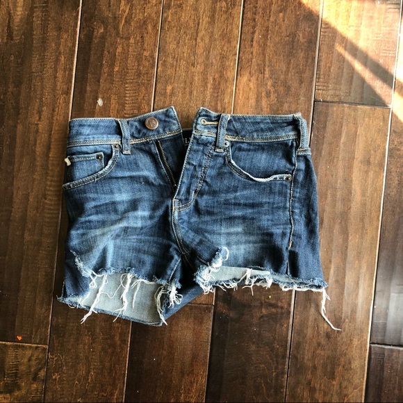 🌸3 FOR 5🌸 Paradise high rise short Bootlegger jeans - Picture 2 of 2